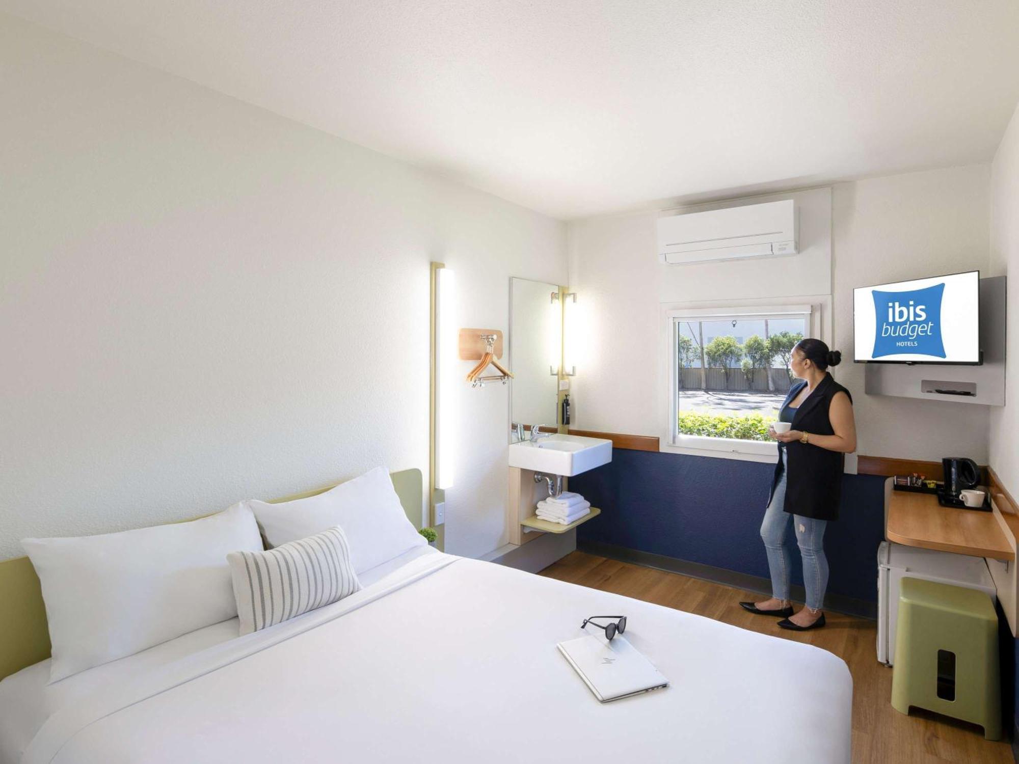 Ibis Budget Wentworthville Exterior photo