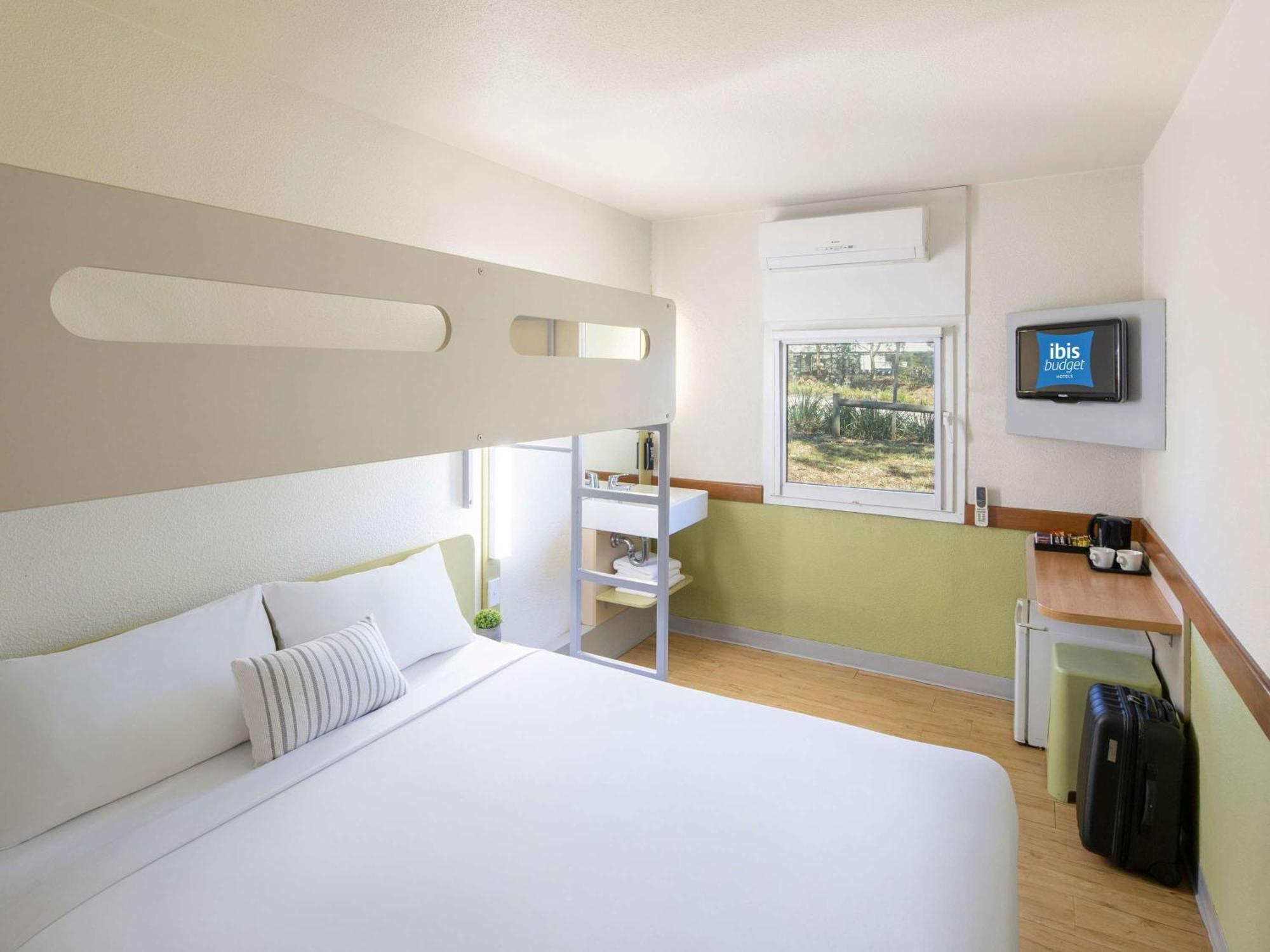 Ibis Budget Wentworthville Exterior photo
